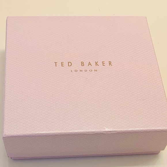 Ted Baker London Geode Burst Necklace - Picture 4 of 6